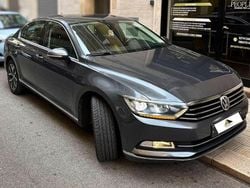 Grigio Usata 2016 VW Passat Business Tre volumi | 13.850 € (Buon prezzo)