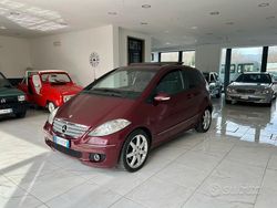 Rosso Usata 2006 Mercedes A170 Avantgarde Tre volumi | 7500 € (Molto cara)