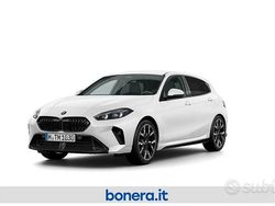 Bianco Nuova 2025 BMW 118 M Sport Due volumi | 44.600 €