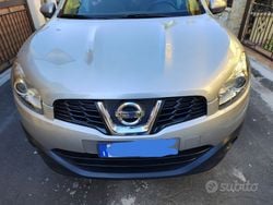 Grigio Usata 2011 Nissan Qashqai SUV | 6300 € (Buon prezzo)