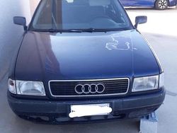 Blu Usata 1995 Audi 80 Station wagon | 600 €