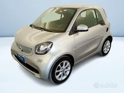 Argento metallizzato Usata 2019 Smart ForTwo Electric Drive Passion Tre volumi | 11.400 € (Buon prezzo)