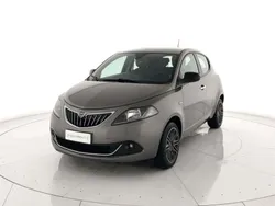 Grigio Usata 2023 Lancia Ypsilon Gold Due volumi | 12.800 € (Buon prezzo)