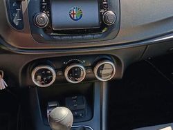 Nero Usata 2015 Alfa Romeo Giulietta Due volumi | 9500 €