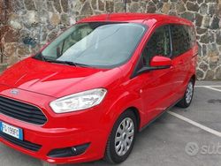 Rosso Usata 2016 Ford Tourneo Courier Monovolume | 9500 € (Cara)