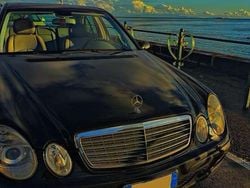 Usata 2005 Mercedes E200 Elegance Tre volumi | 15.000 €