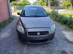 Usata 2009 Fiat Croma Due volumi | 750 € (Super prezzo)