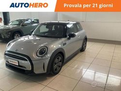 Grigio Usata 2024 Mini Cooper Classic Due volumi | 24.099 € (Ottimo prezzo)