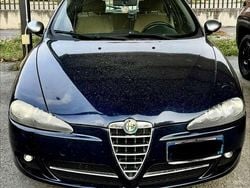 Usata 2009 Alfa Romeo 147 Exclusive Due volumi | 4500 € (Cara)