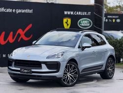 Argento Usata 2023 Porsche Macan Turbo SUV | 70.999 € (Buon prezzo)