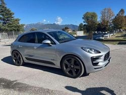 Argento Usata 2015 Porsche Macan SUV | 27.999 € (Cara)