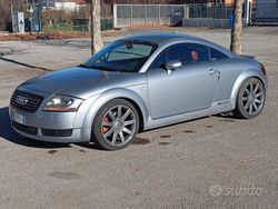 Grigio Usata 2004 Audi TT Coupé | 12.000 € (Molto cara)