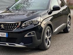 Nero Usata 2019 Peugeot 3008 SUV | 14.000 € (Buon prezzo)