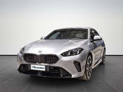 Skyscraper grey metallic Usata 2024 BMW 118 Comfort Edition Due volumi | 36.896 € (Buon prezzo)