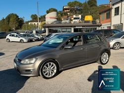 Argento Usata 2013 VW Golf VII Highline Tre volumi | 8900 € (Buon prezzo)