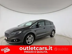 Grigio Usata 2017 Ford S-MAX Business Edition Monovolume | 16.900 € (Buon prezzo)