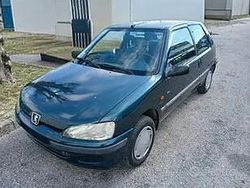 Verde Usata 1998 Peugeot 106 Due volumi | 2000 € (Buon prezzo)