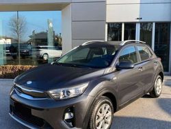 Grigio scuro Usata 2018 Kia Stonic Urban SUV | 11.900 € (Ottimo prezzo)