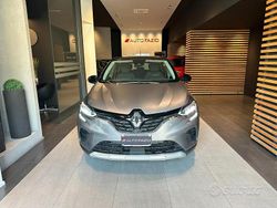 Grigio Usata 2021 Renault Captur Zen SUV | 16.750 € (Buon prezzo)