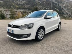Usata 2011 VW Polo Tre volumi | 3200 € (Super prezzo)