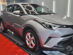 Grigio Usata 2019 Toyota C-HR Active SUV | 14.990 € (Ottimo prezzo)