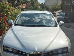 Grigio Usata 2011 Alfa Romeo 159 Tre volumi | 4000 € (Cara)
