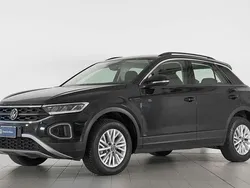 Nero Usata 2024 VW T-Roc Life SUV | 26.800 € (Buon prezzo)
