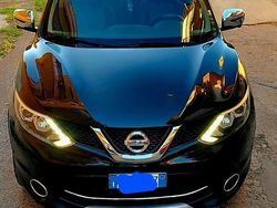 Nero Usata 2015 Nissan Qashqai SUV | 16.500 € (Molto cara)