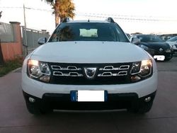 Bianco Usata 2016 Dacia Duster Lauréate SUV | 7900 € (Cara)