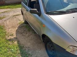 Grigio Usata 1999 Fiat Punto Due volumi | 900 € (Ottimo prezzo)