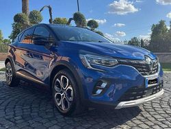 Blu/azzurro Usata 2023 Renault Captur Techno SUV | 18.500 € (Buon prezzo)