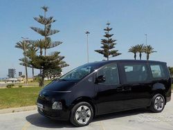 Nero Usata 2024 Hyundai Staria Monovolume | 30.950 € (Buon prezzo)