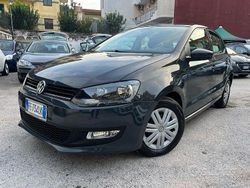 Grigio Usata 2016 VW Polo Trendline Tre volumi | 6499 € (Ottimo prezzo)