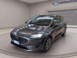 Grigio metallizzato Usata 2022 Ford Fiesta Titanium Tre volumi | 14.900 € (Buon prezzo)