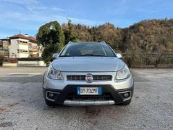 Grigio Usata 2009 Fiat Sedici Emotion SUV | 5900 € (Buon prezzo)