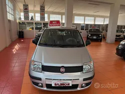 Grigio Usata 2012 Fiat Panda Dynamic Due volumi | 3900 € (Buon prezzo)