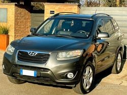 Grigio Usata 2011 Hyundai Santa Fe SUV | 6690 € (Buon prezzo)