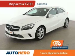 Bianco Usata 2017 Mercedes A160 Urban Tre volumi | 16.599 € (Buon prezzo)