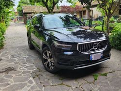 Nero Usata 2022 Volvo XC40 Inscription SUV | 28.500 € (Cara)