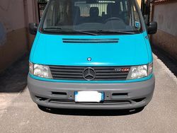 Blu Usata 2002 Mercedes Vito Tre volumi | 7800 €