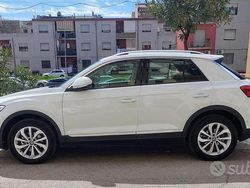Bianco Usata 2024 VW T-Roc Style SUV | 24.900 € (Buon prezzo)