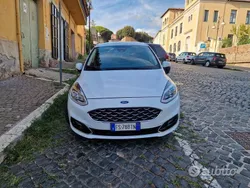 Usata 2018 Ford Fiesta Vignale Due volumi | 9700 € (Buon prezzo)