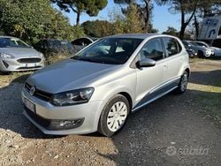 Grigio Usata 2013 VW Polo Trendline Tre volumi | 4800 € (Ottimo prezzo)