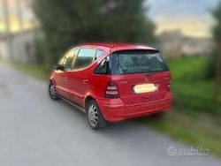 Usata 2002 Mercedes A160 Tre volumi | 2000 €