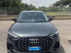 Grigio Usata 2019 Audi Q3 SUV | 28.000 €