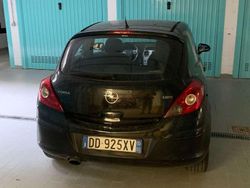 Nero Usata 2006 Opel Corsa Sport Tre volumi | 3700 € (Buon prezzo)