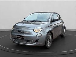 Grigio Usata 2024 Fiat 500e Due volumi | 17.900 € (Buon prezzo)