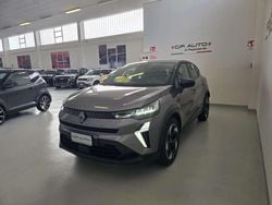 Grigio Usata 2025 Renault Captur Techno SUV | 21.900 € (Buon prezzo)