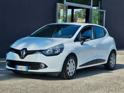 Antracite Usata 2015 Renault Clio IV Tre volumi | 6900 € (Buon prezzo)