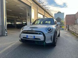 White silver Usata 2021 Mini Cooper SE Due volumi | 19.900 € (Buon prezzo)